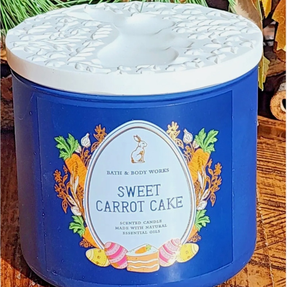 2024~EASTER~SWEET CARROT CAKE~3 WICK CANDLE Bath Body Works